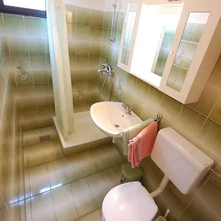 Fuer 4 Personen Ca 40 Qm In Njivice, Kvarner Bucht Krk Apartment Njivice