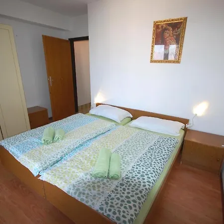 Fuer 4 Personen Ca 40 Qm In Njivice, Kvarner Bucht Krk *